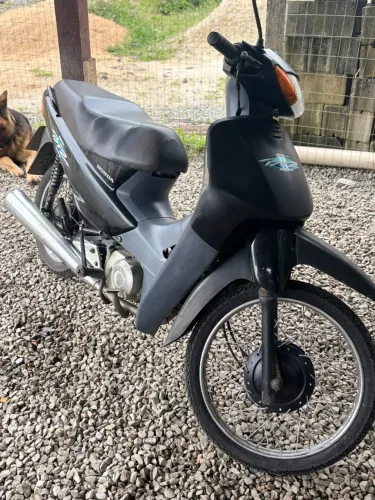Honda Biz 100 KS 2003/2004 - Econômica e Pronta para Rodar ?
