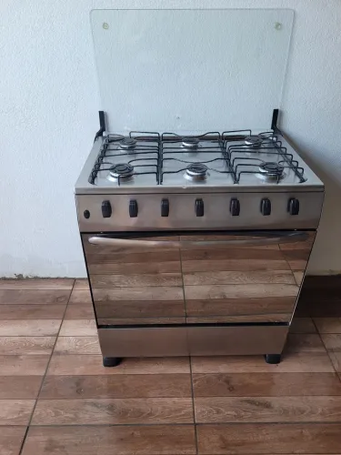 Vendo fogão inox 6 bocas