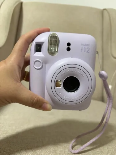 Câmera polaroid - instax mini 12