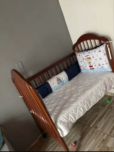 Berço madeira maciça 