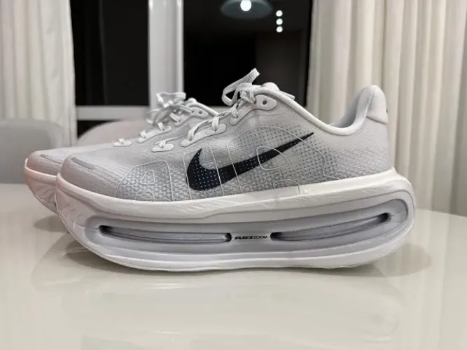 NIKE VOMERO PREMIUM