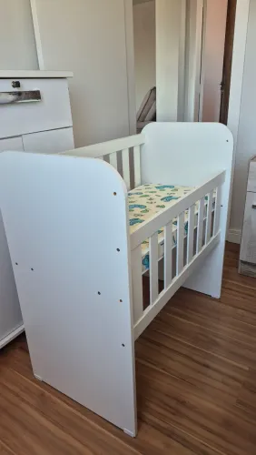 Mini berço com colchão