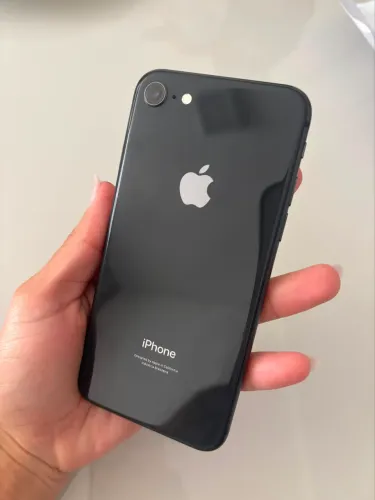 iPhone 8 128-GB em ótimo estado
