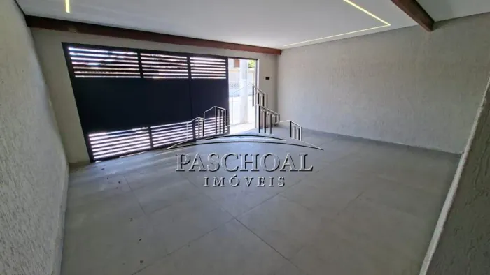 Casa reformada com 140 metros na Tupi a venda.