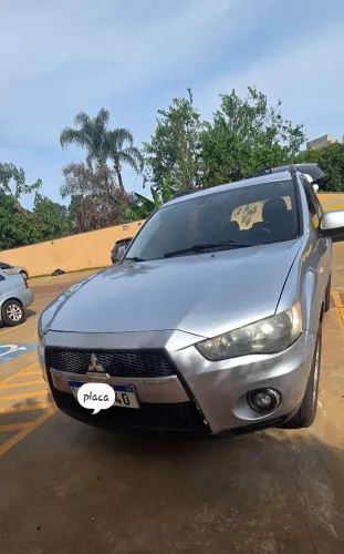 Mitsubishi Outlander 2.0 16V 160cv Aut. 2012