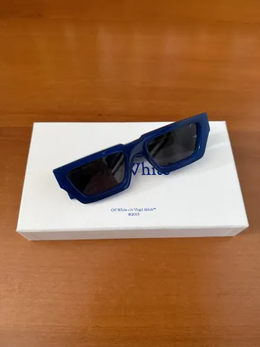 óculos de sol off-white manchester azul 10/10