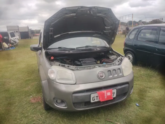 Fiat Uno Vivace 1.0 EVO Fire Flex 8V 3P 2012