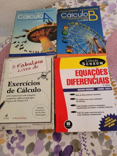 Pacote Livros Matemática = 2 Livros de Cálculo + Livro Exercícios + Livro de EDO 