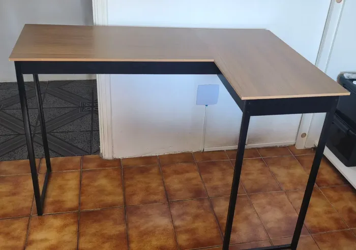 Vendo mesa em L