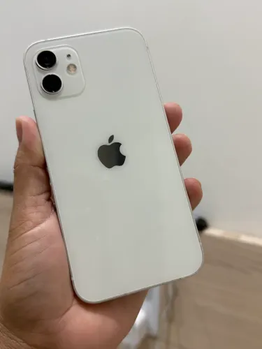 Vendo iPhone 12 128gb Branco
