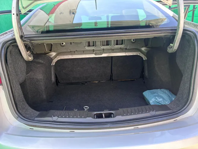 Ford Fiesta SE 1.6 16V Flex 5P 2011