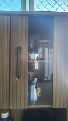 Armário multiuso 
