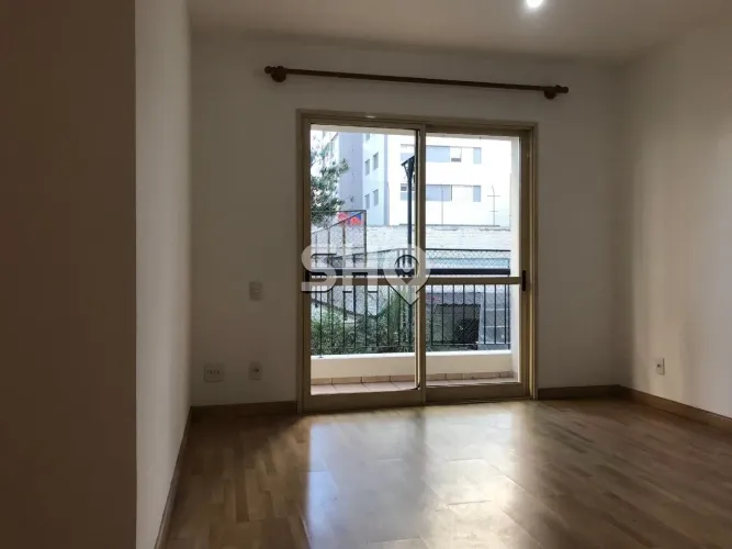 Apartamento na Pompeia com 3 dormitórios e 2 vagas para venda