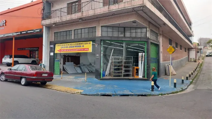 Salão Comercial para locação em Vila augusta - SP