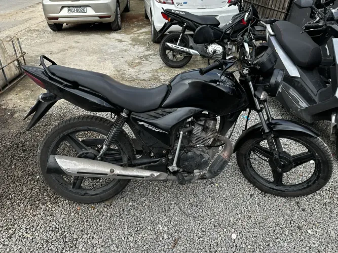 Vendo fan 125 2012 moto extra