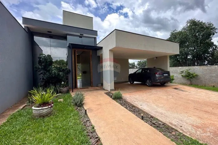 CASA NOVÍSSIMA NO SETOR TORORÓ - JARDIM BOTÂNICO