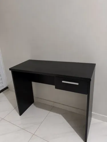 Mesinha para TV ou Aparador - Excelente Estado