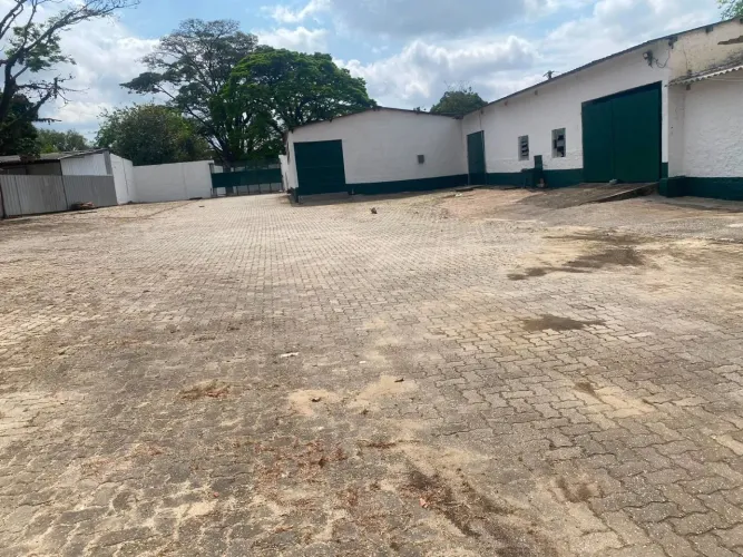 Galpão para alugar, 400 m² por R$ 4.500/mês - Jardim Gurilândia - Taubaté/SP