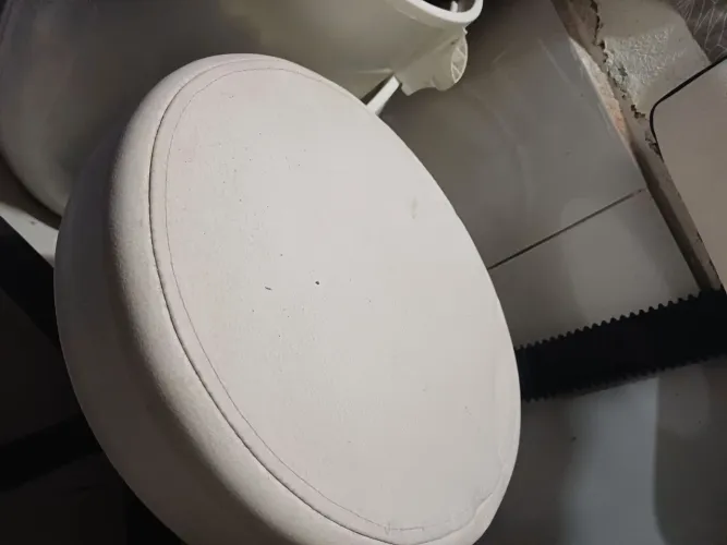 Mocho estética branco