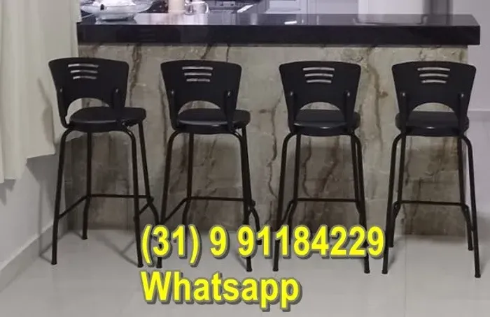 Banquetas altas novas cor preta 70 cm Frete grátis para BH