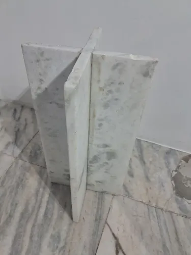 Base de Mármore