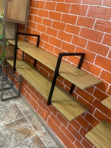Vende-se prateleira estilo industrial Valor 650. Motivo de mudança