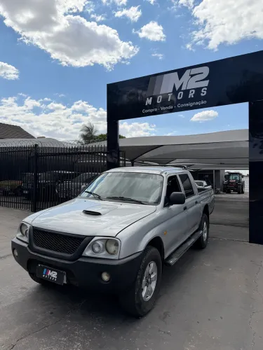 Mitsubishi L200 GL 2.5 4X4 CD Diesel 2012