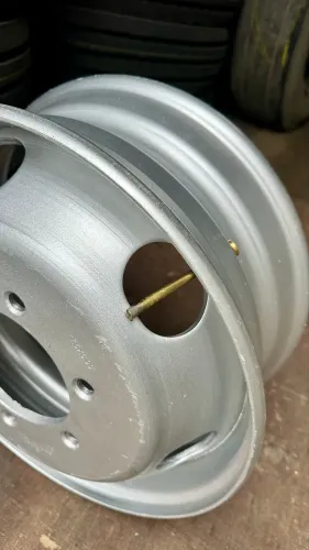 RODA DE AÇO 17.5x 6.00 6FUROS - PARA F350