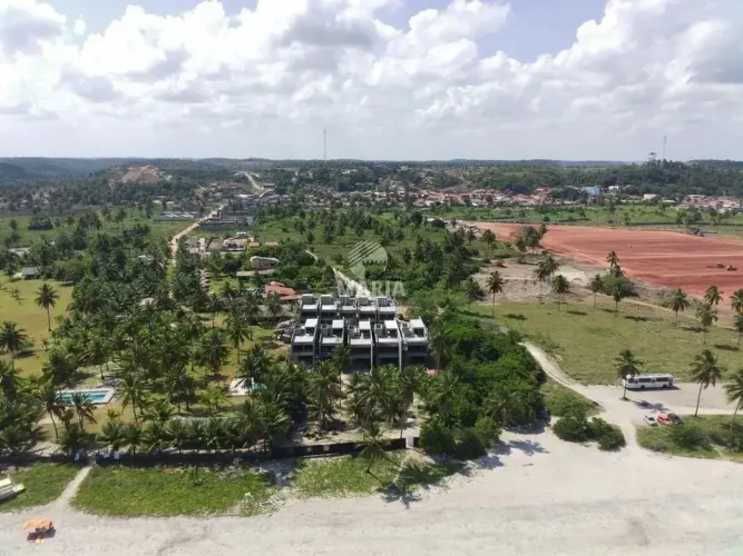 Casa dentro de condomínio beira-mar com 04 suítes à venda em Maceió/AL!
