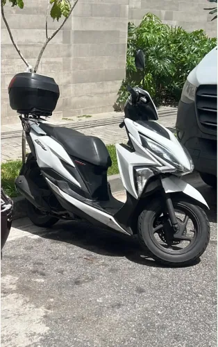 Elite 125 branca