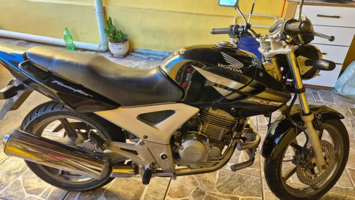 Moto motocicleta Honda CBX250 Twister 2007