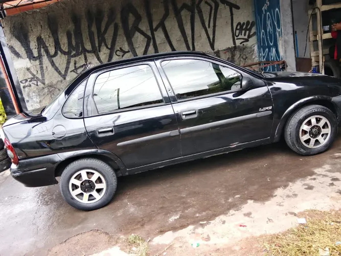 Chevrolet Corsa SED Class.life 1.0/1.0 Flexpower (álcool) 2007