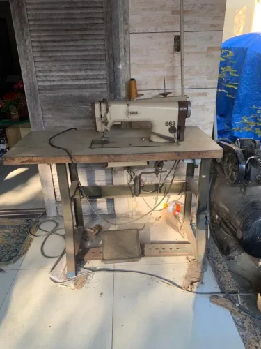 Máquina de costura industrial Phaf 563