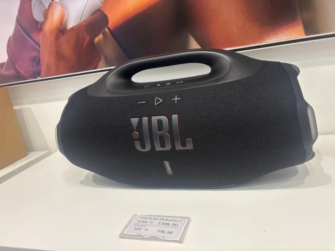 JBL 4