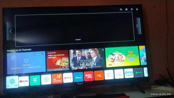SMART TV LG 60 POLEGADAS ULTRA HD FUNCIONANDO, QUASE NOVA É SÓ LIGAR