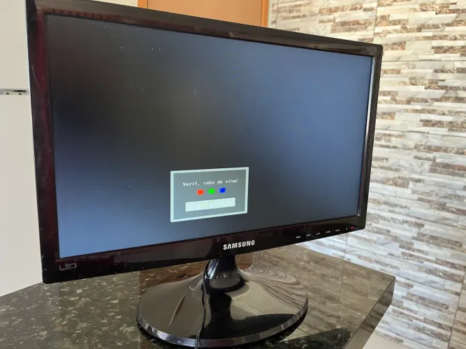 Monitor Samsung LED 19? S19C301F - Funcionando - R$ 60