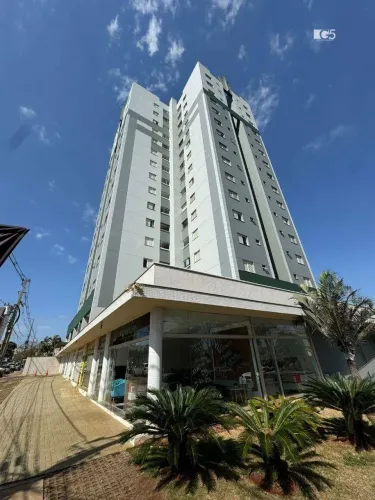 Apartamento com 3 dormitórios à venda, 74 m² por R$ 460.000,00 - Centro - Rolândia/PR