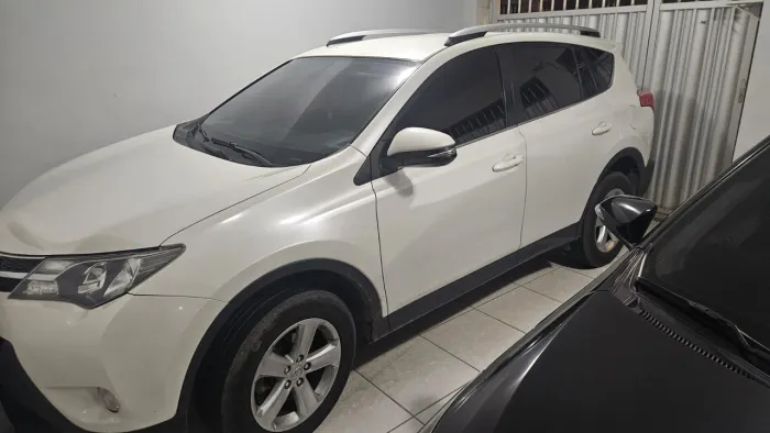 Toyota RAV4 2.0 4X2 16V Aut. 2013