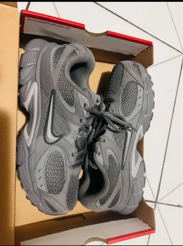 TENIS NIKE