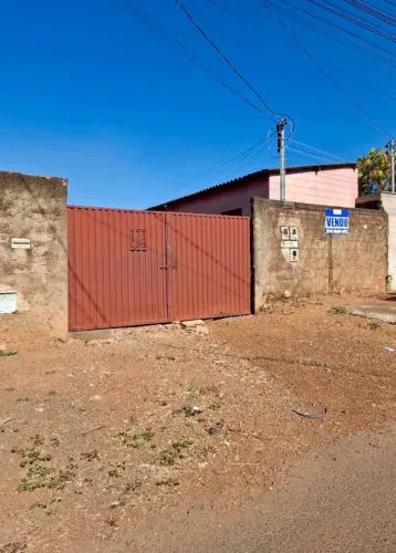 Imóvel à venda em Alexânia/GO | Jardim Esperança | 400 m² | 2 Kitnets + Casa