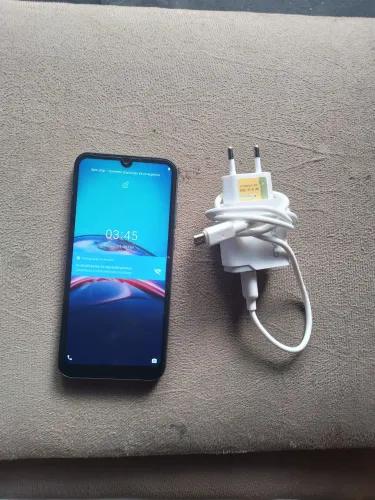 MOTO E6I USADO BOM ESTADO 