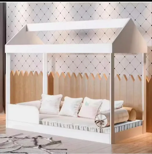 Vendo cama montessoriana completa (não vai com colchão)