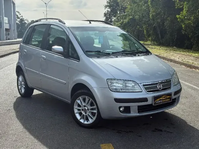 Fiat Idea ELX 1.4 MPI Fire Flex 8V 5P 2010