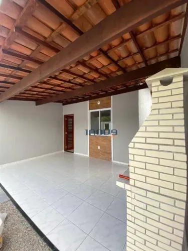 Casa com 2 dormitórios à venda, 90 m² por R$ 215.000,00 - Pavuna - Pacatuba/CE