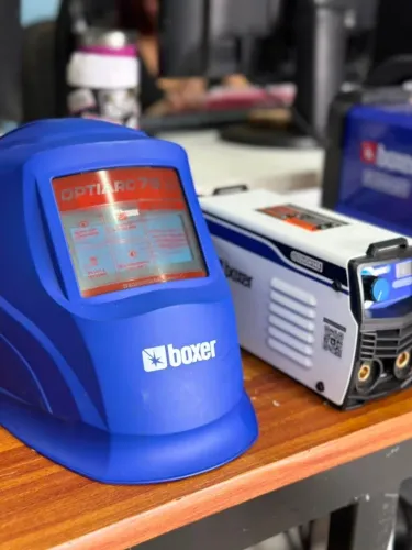 INVERSORA DE SOLDA TOUCH 145BV 145A BIVOLT + MÁSCARA BOXER