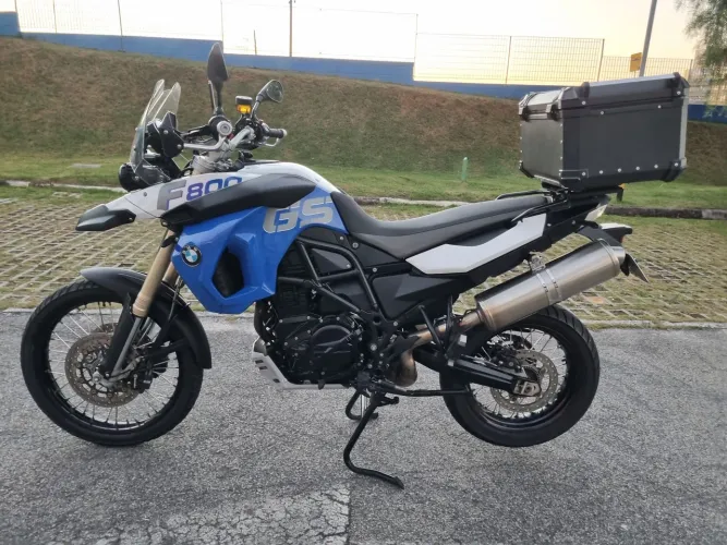 GS 800f em estado 0km
