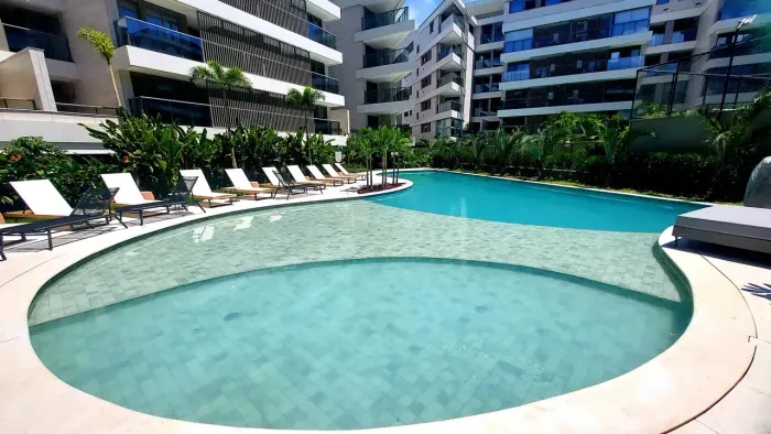 Apartamento de 4 Quartos (Suíte) com Vista para o Mar em Enseada do Suá