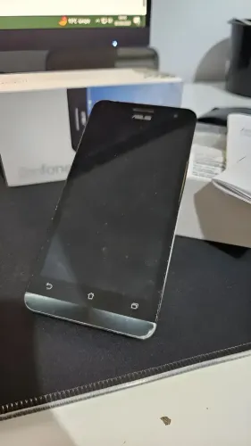 Celular Asus Zenfone 5 Branco C/ Defeito