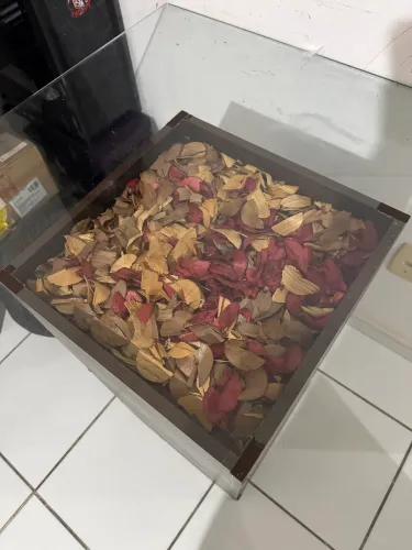 Mesa de jantar até 4 cadeiras