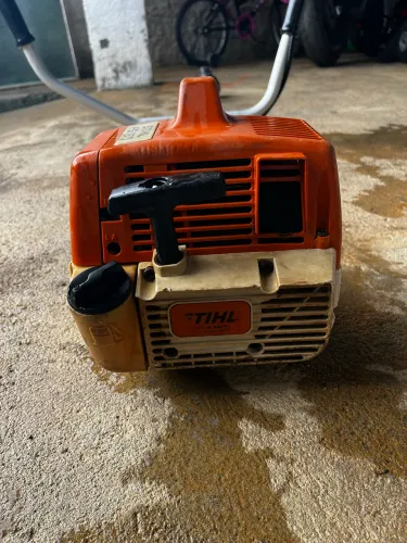 Vendo Roçadeira Stihl 160